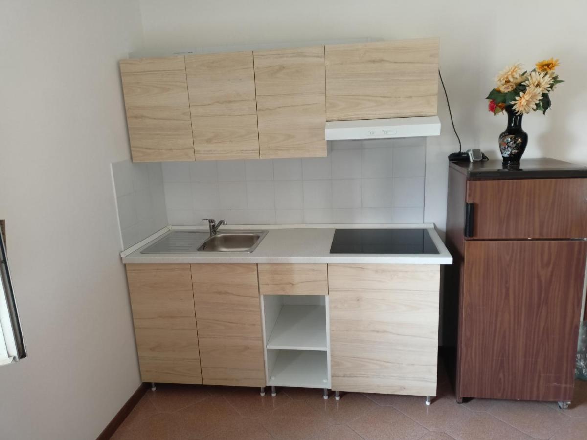 Da Angela - Camere Con Bagno Privato A Foligno Vicino Al Centro Extérieur photo